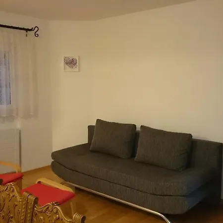 Chasa Vulperola Apartment